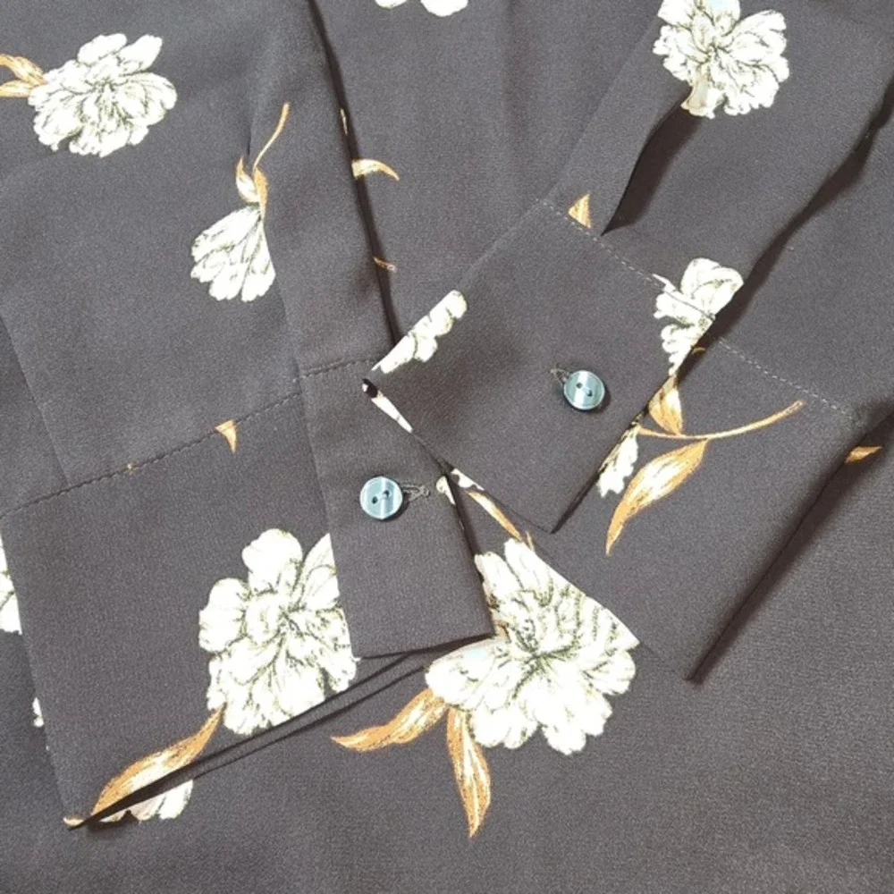 Ann Taylor Factory Chocolate Brown Floral Long Sleeve Blouse Keyhole Back Small - Picture 5 of 7